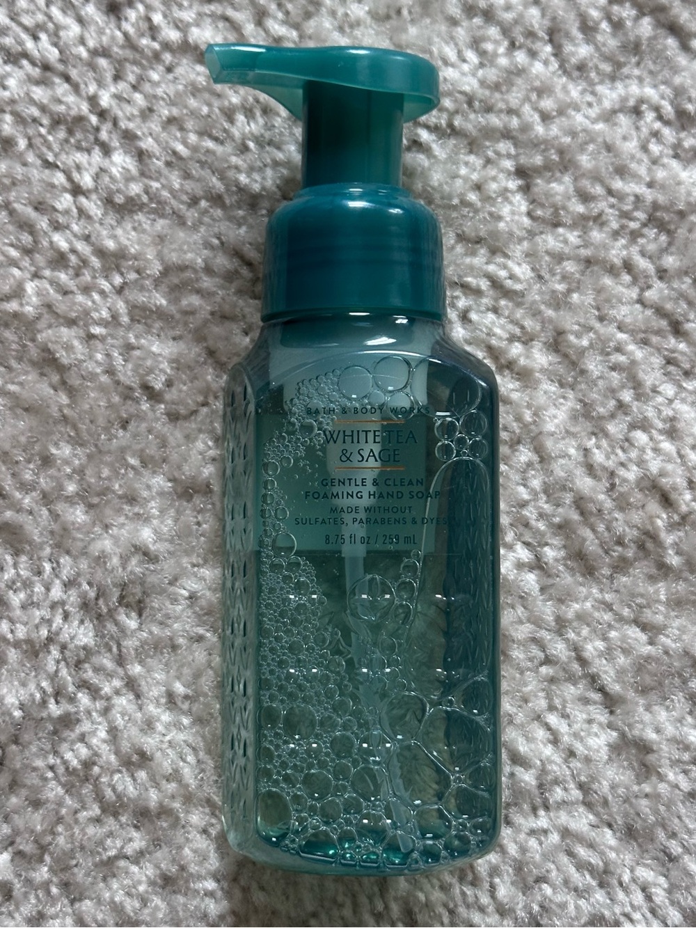 Bath & Body Works - White Tea & Sage Foaming Hand Soap